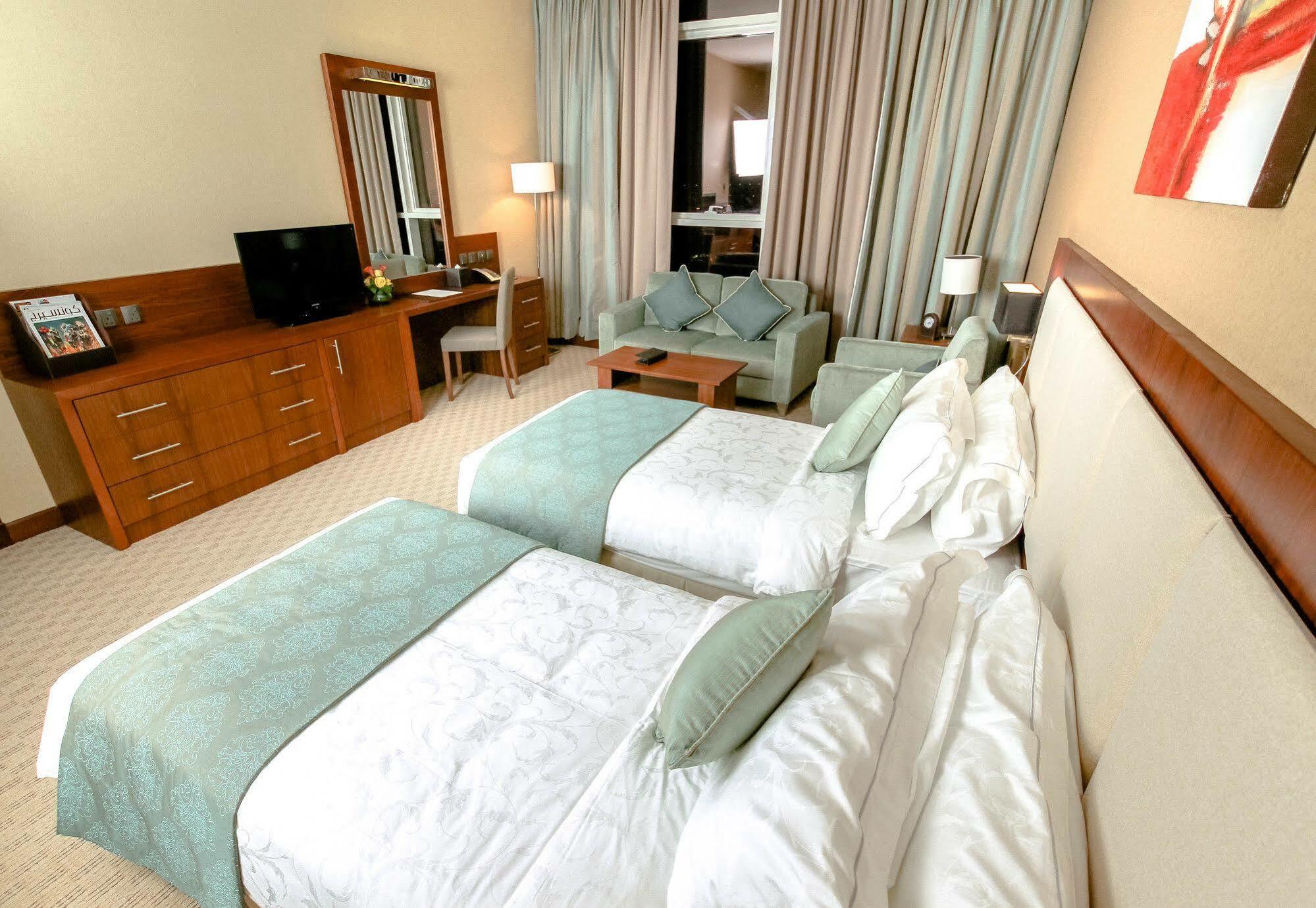 Danat Capital Hotel Abu Dhabi Exterior foto
